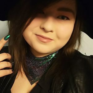 Meet your Posher, Alison